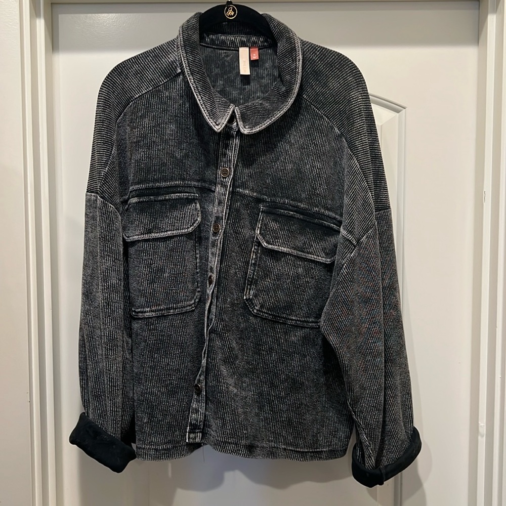 Pilcro Black and Gray Women's Top